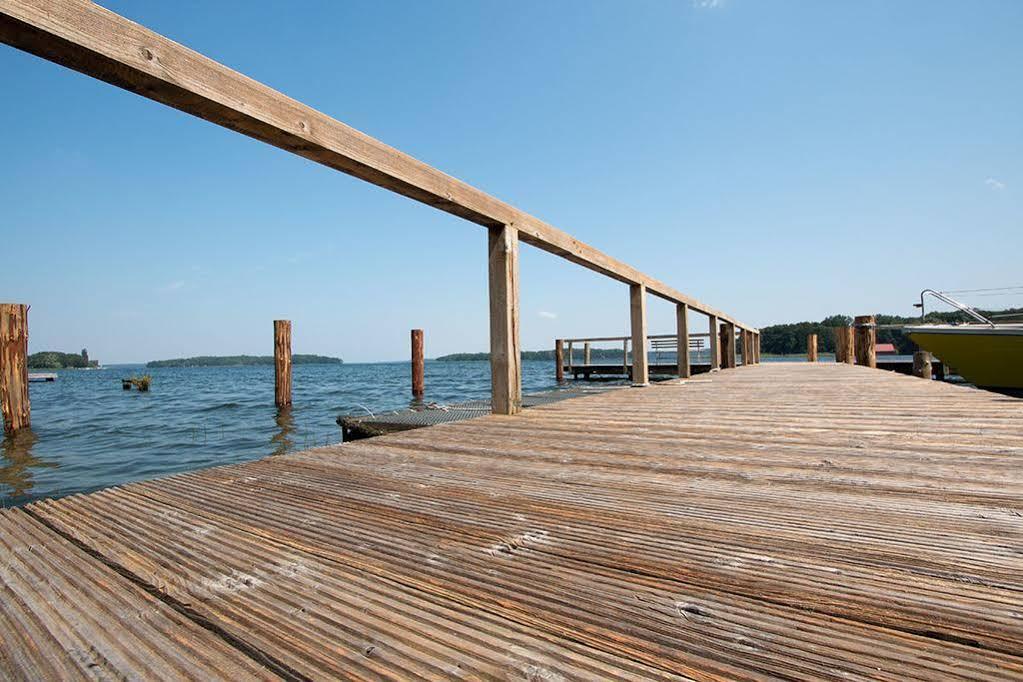 Das Haus Am See Schwerin シュヴェリーン エクステリア 写真